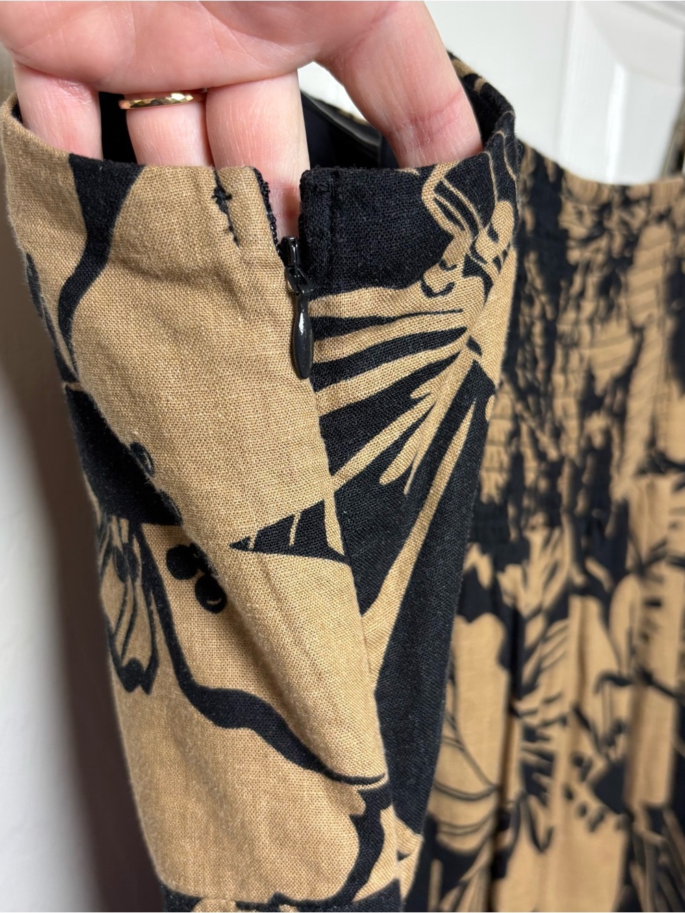 GAP Linen Blend Midi Empire Dress XL Black Brown Floral Smocked Cottagecore - Picture 7 of 9